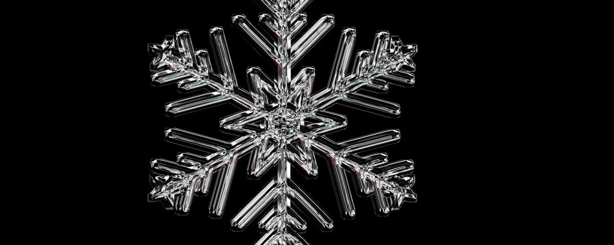 picture-of-snowflake-on black-background